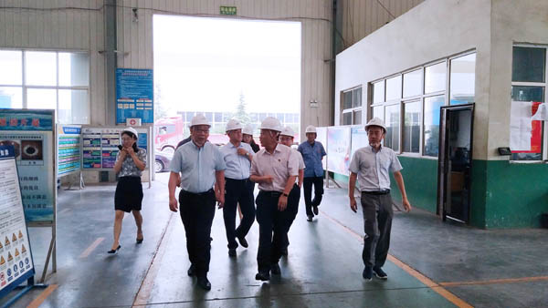河南证监局王广幼局长一行光临博天堂918集团调研本钱市场工作